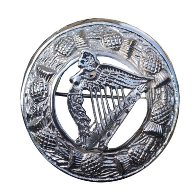 Fly plaid brooch thistle ring with Irish harp lady crest chrome silver finish