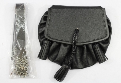 Jacobite Sporran made of Black Grained leather with 3 Tassels including Chain Straps included.