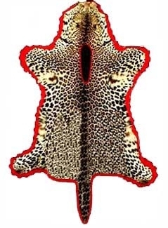 Leopard skin with artificial eyed head raised cloth lined with straps and brass buckle for bass or