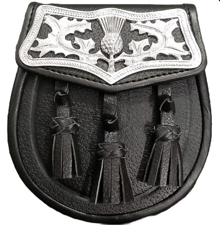sporran black leather thistle cantle top Black Leather Sporran with Thistle Cantle – Three Tassels - Image 1