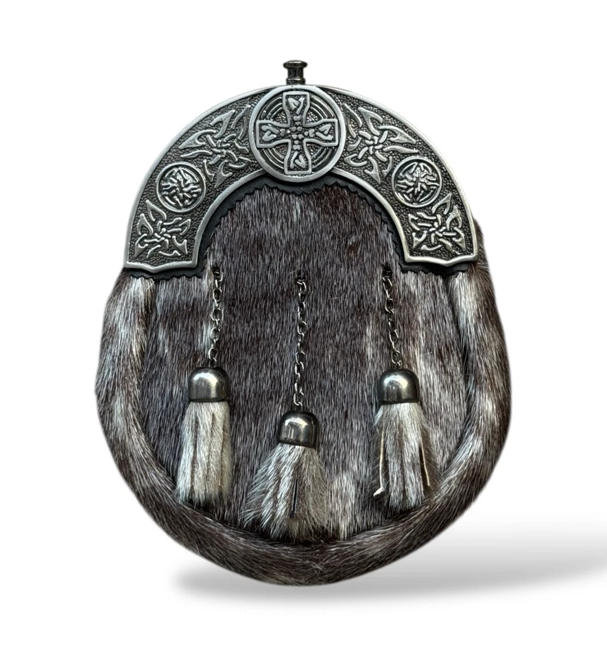 seal skin sporrans Seal Skin Sporran with Celtic Metal Accent ancient - Image 1